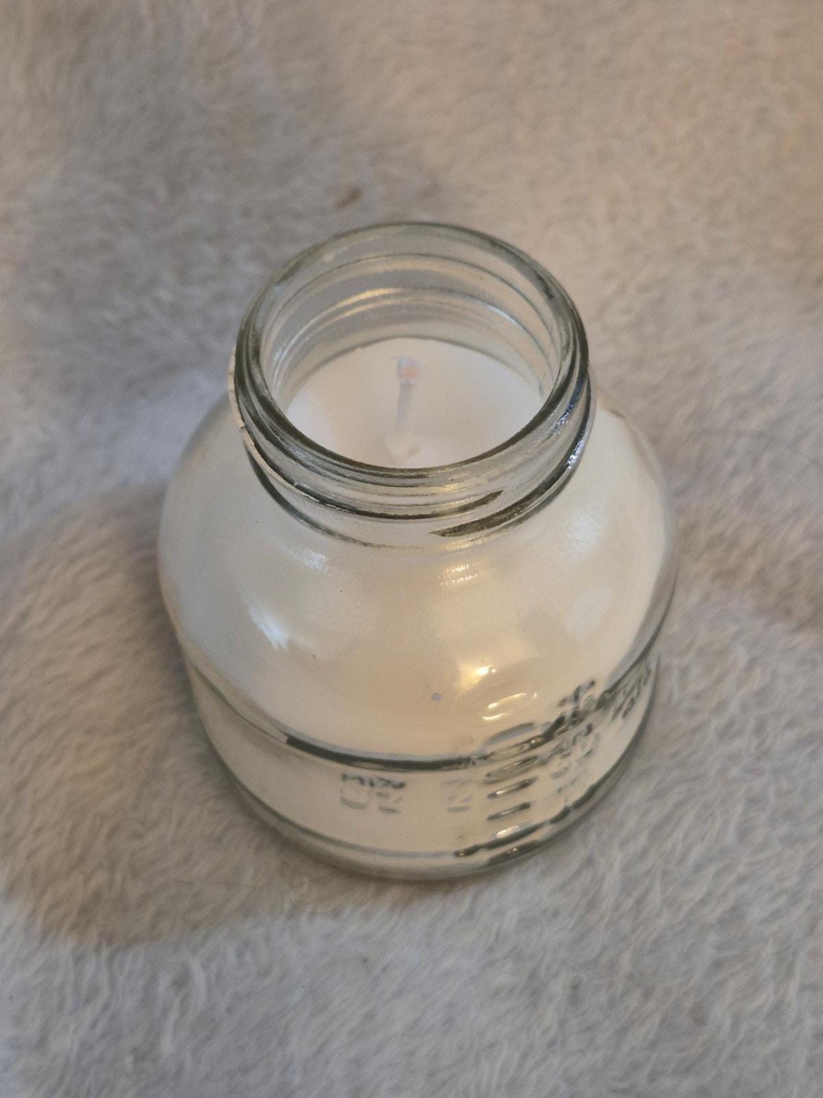 "Hand-poured Sparkling Vanilla scented candle 4oz, warm creamy vanilla fragrance, small-batch artisan candle"