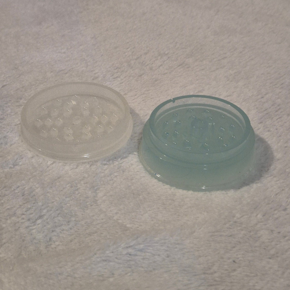 Glow-In-The-Dark Grinder