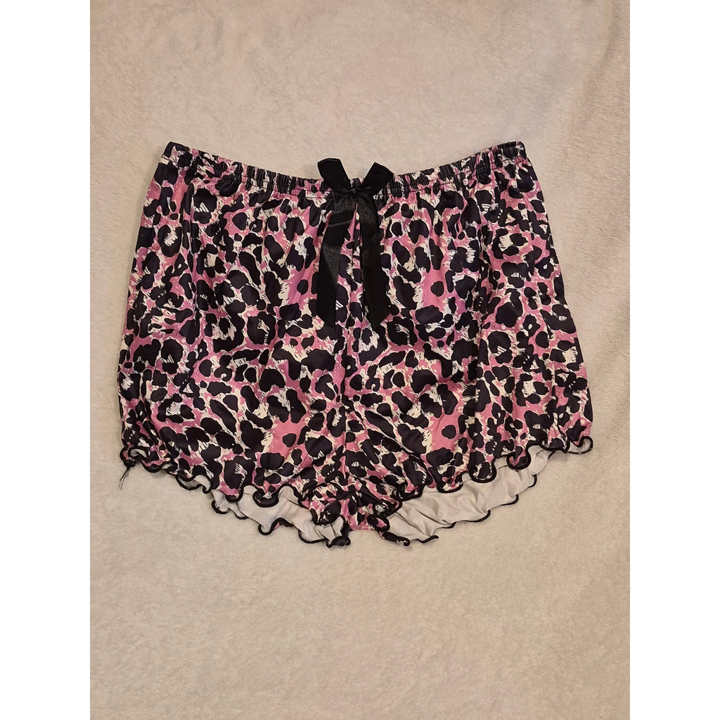 Women's 2-Piece Leopard Print Heart Pajama Set – Black/Pink Cami & Ruffle Shorts - Large