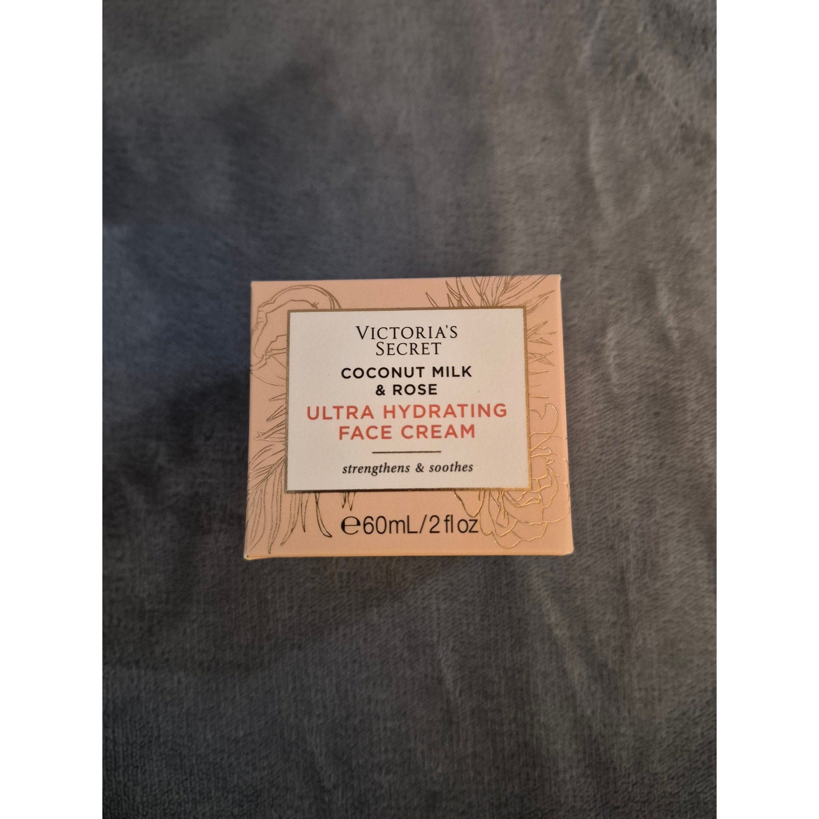 New Victoria's Secret Coconut Milk & Rose Face Cream - Ultra Hydrating 2 fl oz