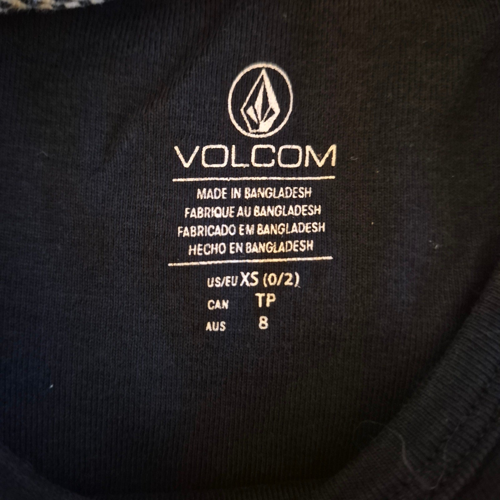 Volcom Graphic T-Shirt Women’s Size XS Black Crew Neck
