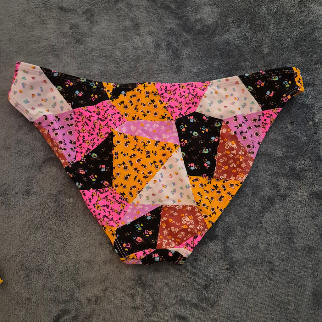 NoBo Retro Patchwork Floral Handkerchief Halter Bikini Swimsuit Set L