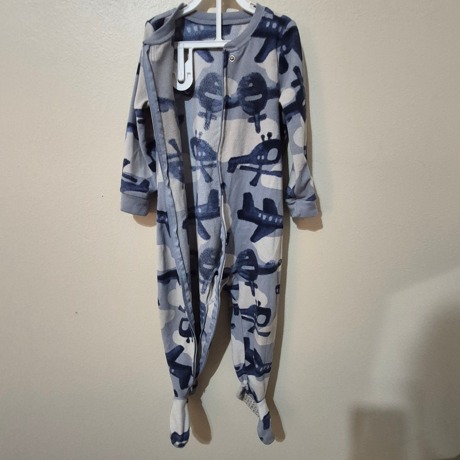 Carter's Toddler Boy Fleece Footed Pajamas 2T Blue Camo Airplane Helicopter