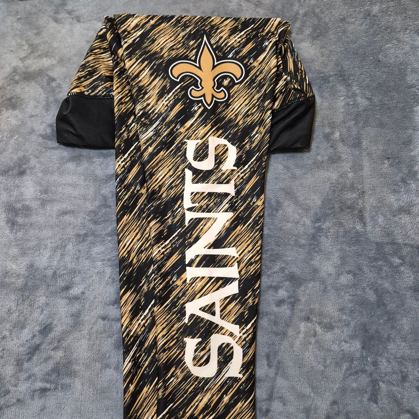 New Orleans Saints Women’s Graphic Leggings