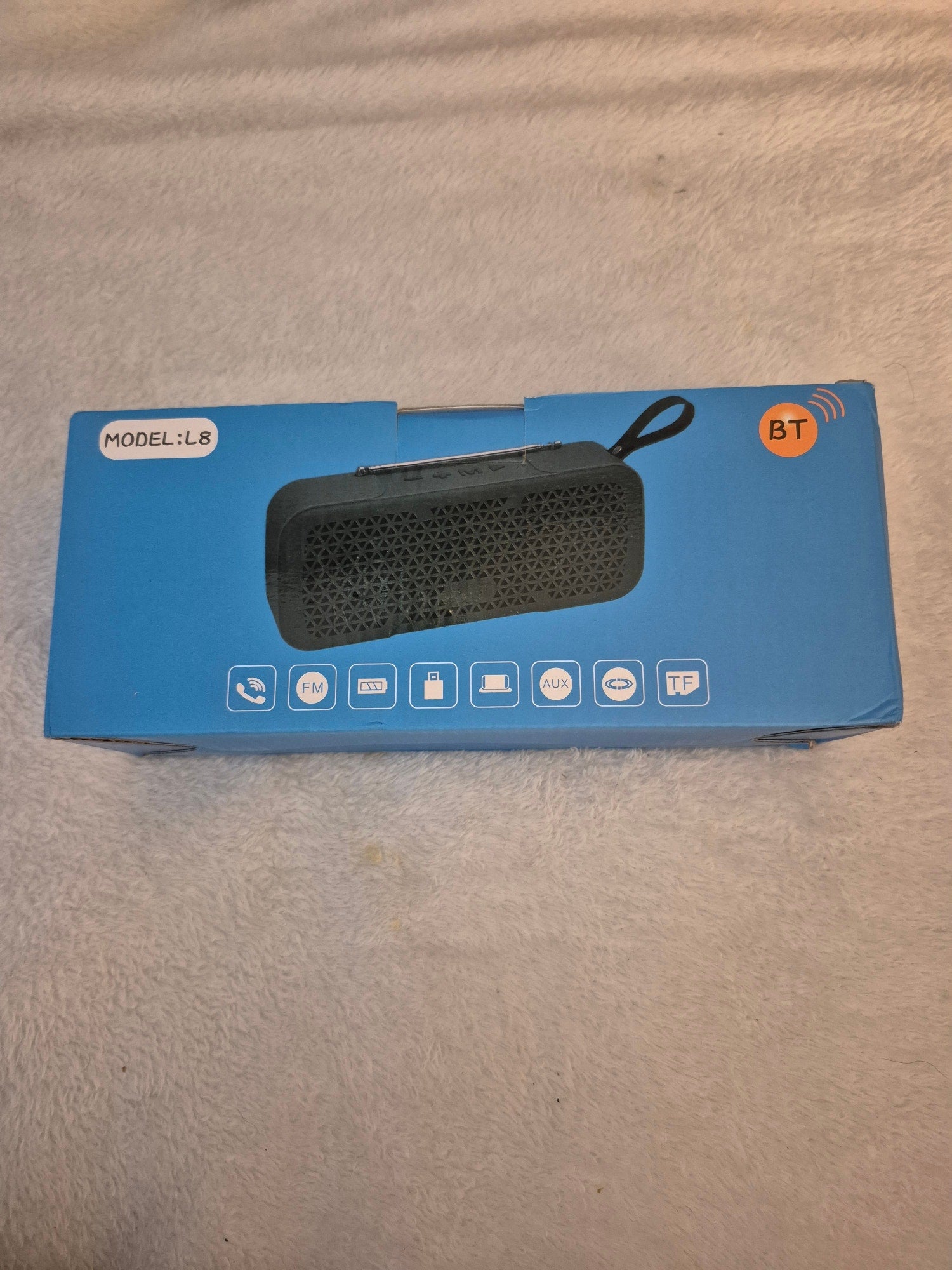 Portable L8 Bluetooth Speaker & FM Radio - Army Green