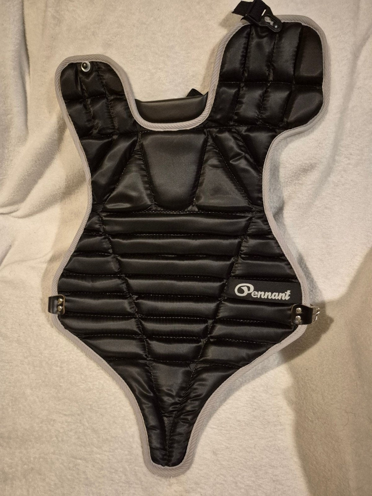 Catchers Vest, Pennant