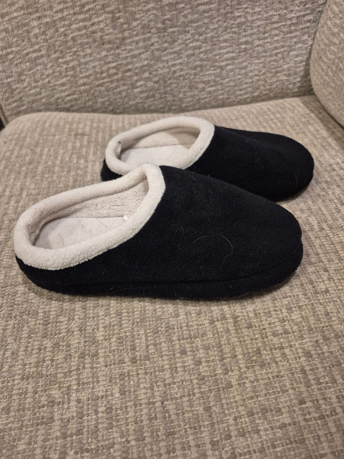 Women's Microterry Clog Slippers with a White Lining.