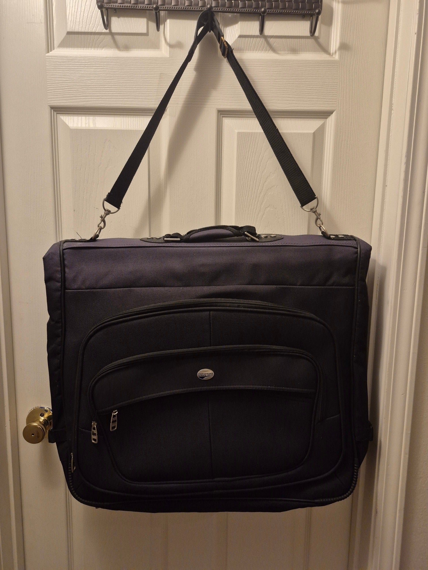 American Tourister Meridian Lite Folding Garment Bag