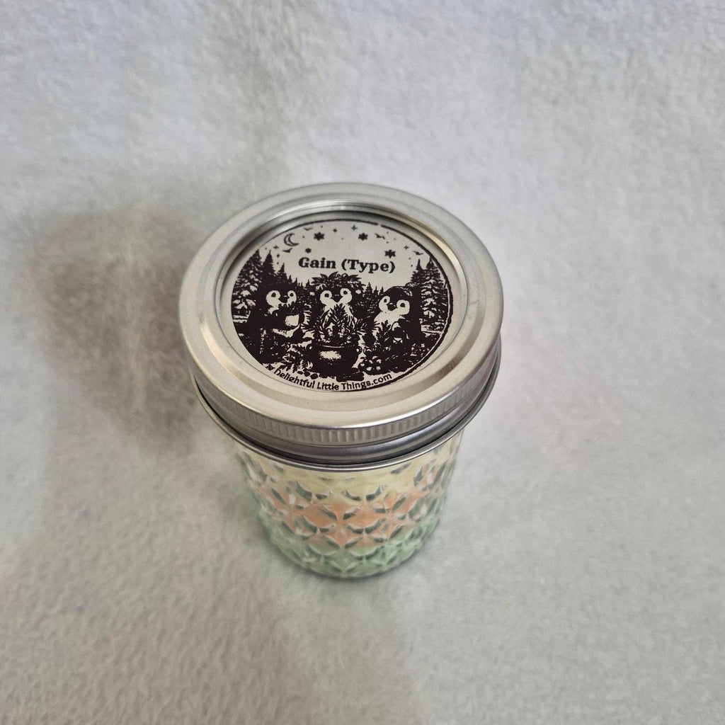 "Hand-poured Fresh Laundry scented candle 8oz Gain type, clean uplifting scent by Delightful Homemade Things"